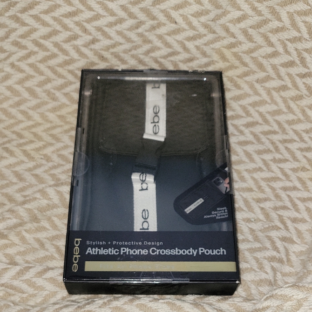 Bebe Athleric Phone Crossbody Pouch NEW